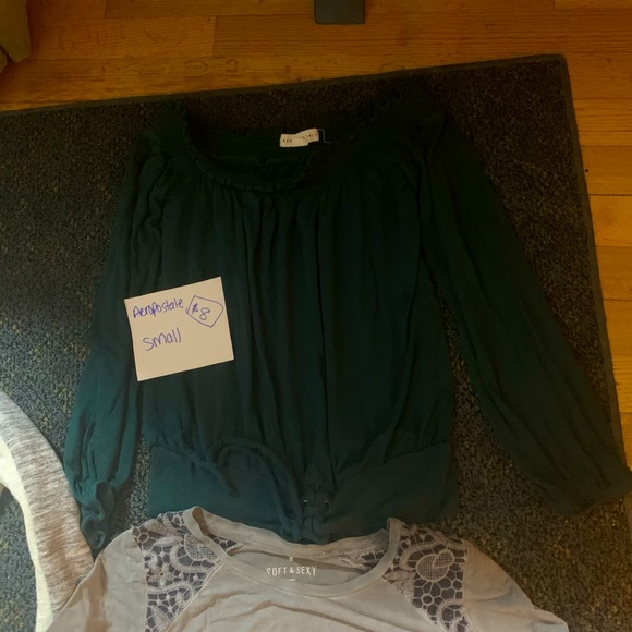 Clothing bundle! - Picture 4 of 9